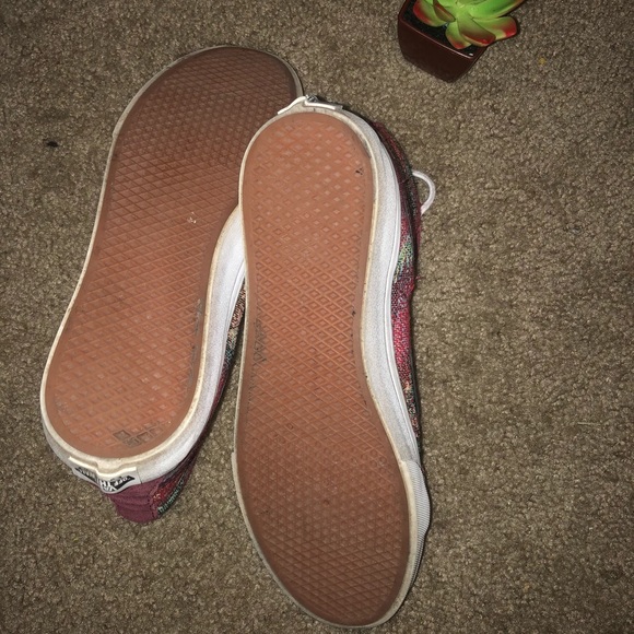 Vans - Picture 5 of 5